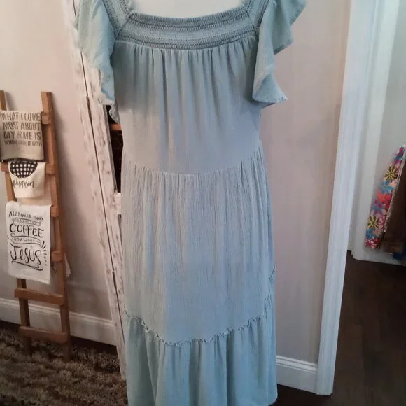 Tea n Rose Sage Green tiered Dress Size Large #0186 - Picture 11 of 12
